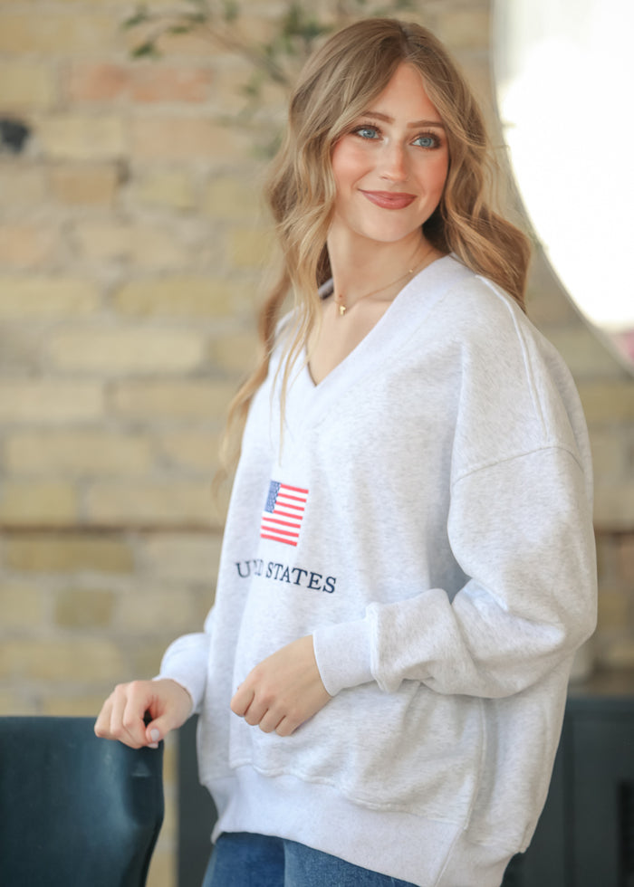 V-Neck USA Pullover Sweatshirt FF Tops