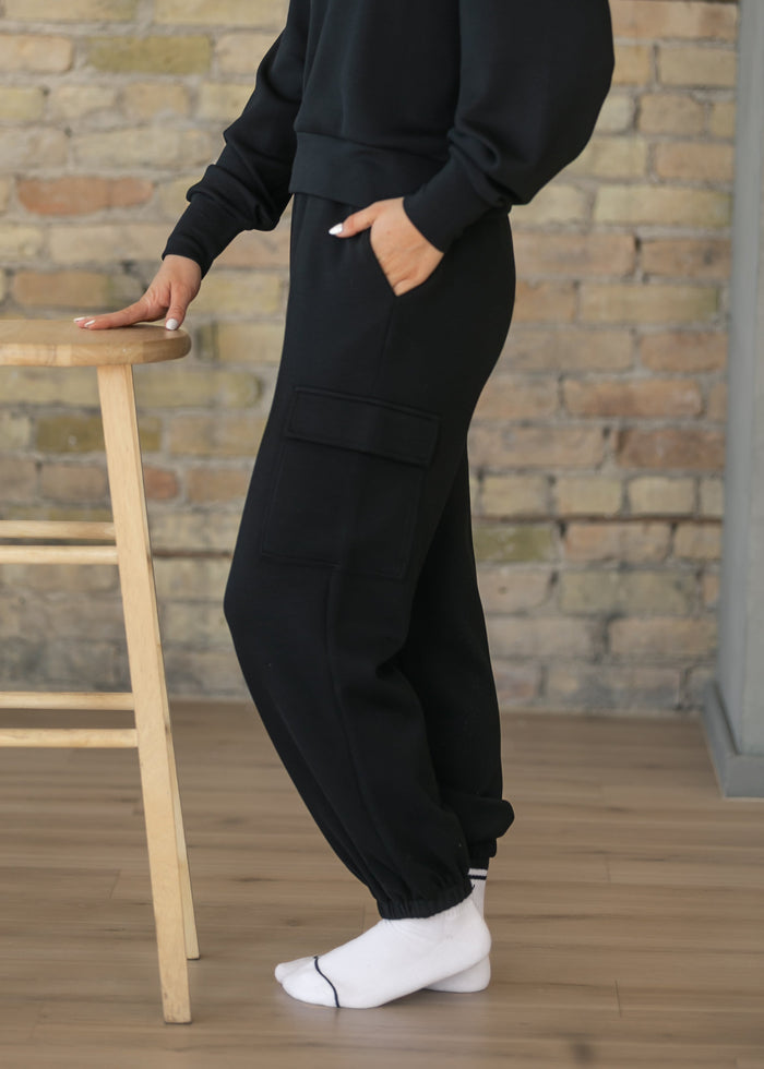 Varley® Black Cargo Pant 25 FF Pants